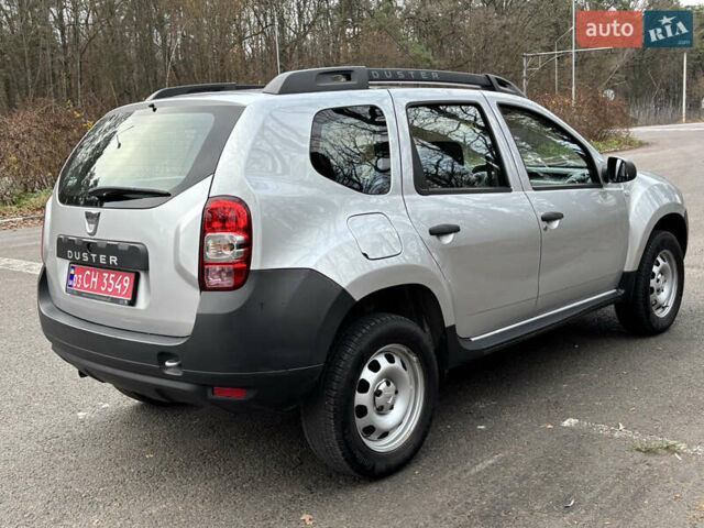 Серый Дачия Duster, объемом двигателя 1.5 л и пробегом 229 тыс. км за 9200 $, фото 3 на Automoto.ua