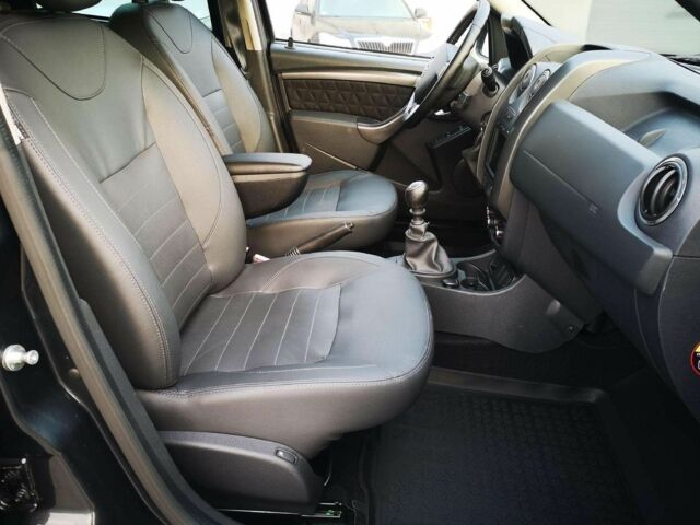 Серый Дачия Duster, объемом двигателя 1.2 л и пробегом 86 тыс. км за 6900 $, фото 11 на Automoto.ua
