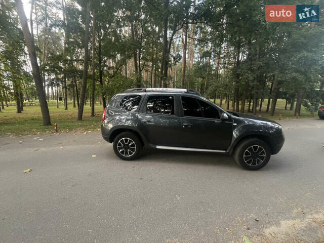 Серый Дачия Duster, объемом двигателя 1.46 л и пробегом 146 тыс. км за 9700 $, фото 4 на Automoto.ua
