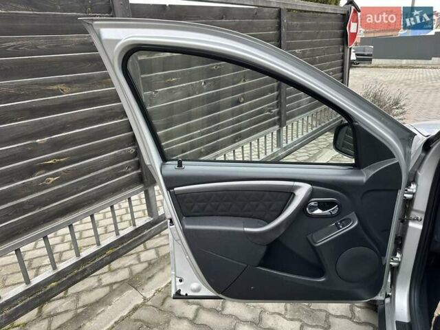 Сірий Дачія Duster, об'ємом двигуна 1.6 л та пробігом 210 тис. км за 9900 $, фото 14 на Automoto.ua