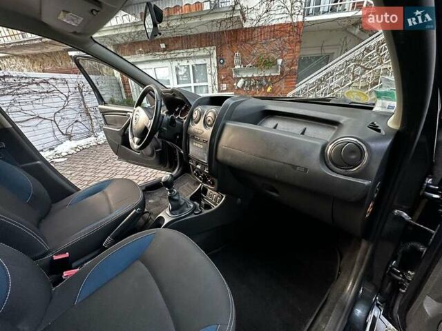 Сірий Дачія Duster, об'ємом двигуна 1.5 л та пробігом 151 тис. км за 9999 $, фото 20 на Automoto.ua