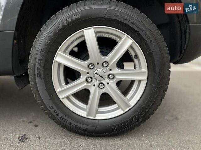 Серый Дачия Duster, объемом двигателя 1.2 л и пробегом 96 тыс. км за 8500 $, фото 10 на Automoto.ua