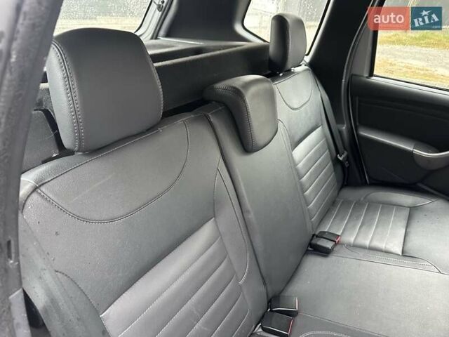 Серый Дачия Duster, объемом двигателя 1.6 л и пробегом 207 тыс. км за 8900 $, фото 21 на Automoto.ua