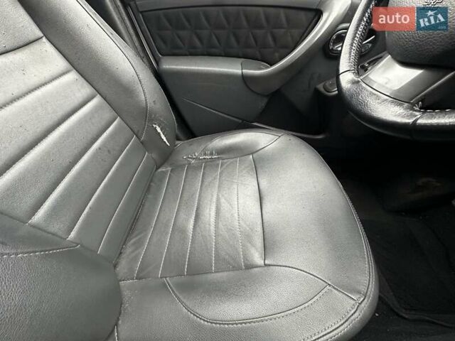 Серый Дачия Duster, объемом двигателя 1.6 л и пробегом 207 тыс. км за 8900 $, фото 18 на Automoto.ua