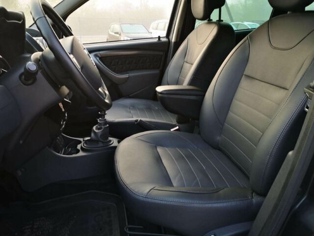 Серый Дачия Duster, объемом двигателя 1.2 л и пробегом 86 тыс. км за 6900 $, фото 10 на Automoto.ua