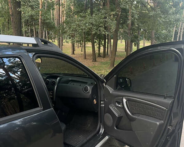 Серый Дачия Duster, объемом двигателя 1.46 л и пробегом 146 тыс. км за 9700 $, фото 15 на Automoto.ua