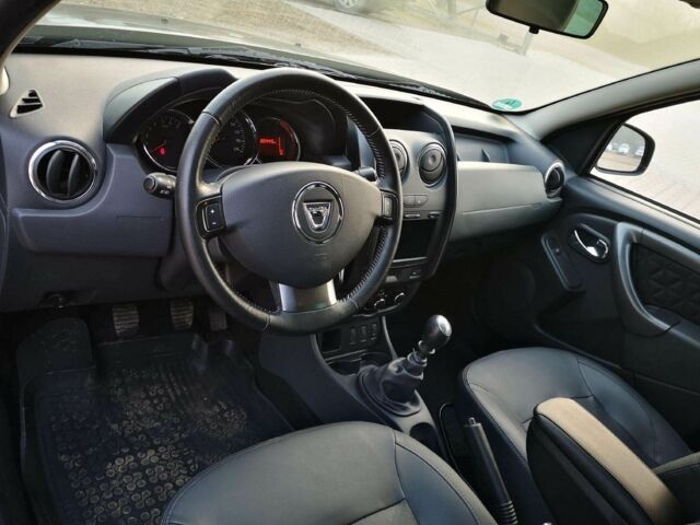 Серый Дачия Duster, объемом двигателя 1.2 л и пробегом 86 тыс. км за 6900 $, фото 8 на Automoto.ua