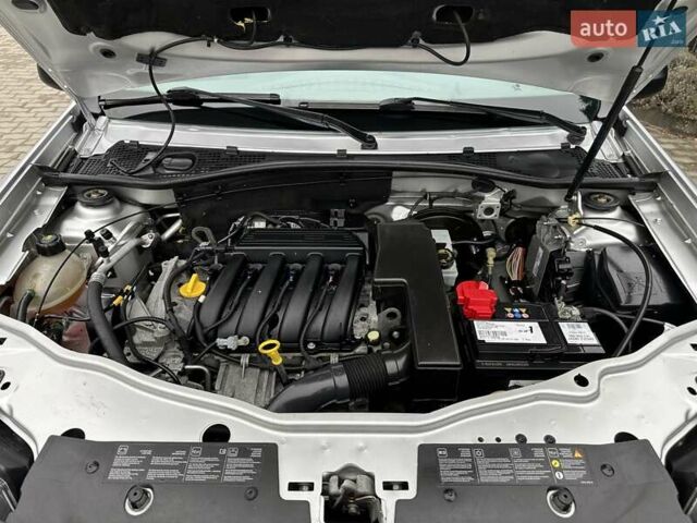 Сірий Дачія Duster, об'ємом двигуна 1.6 л та пробігом 210 тис. км за 9900 $, фото 39 на Automoto.ua