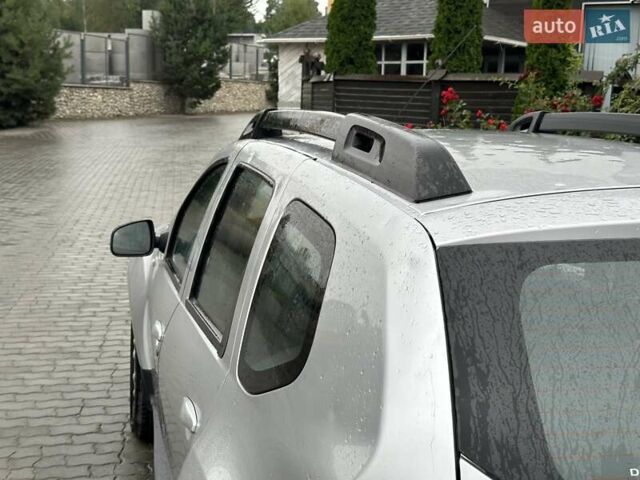 Серый Дачия Duster, объемом двигателя 1.6 л и пробегом 207 тыс. км за 8700 $, фото 8 на Automoto.ua
