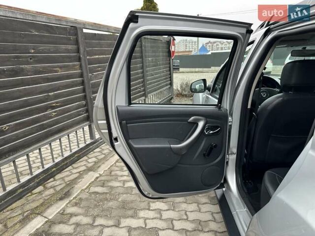 Сірий Дачія Duster, об'ємом двигуна 1.6 л та пробігом 210 тис. км за 9900 $, фото 30 на Automoto.ua
