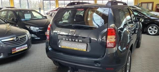 Сірий Дачія Duster, об'ємом двигуна 0.15 л та пробігом 198 тис. км за 7900 $, фото 5 на Automoto.ua