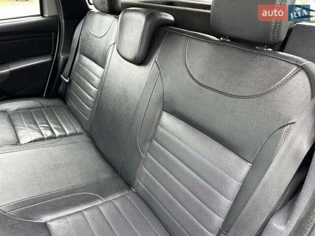 Сірий Дачія Duster, об'ємом двигуна 1.6 л та пробігом 210 тис. км за 9900 $, фото 27 на Automoto.ua