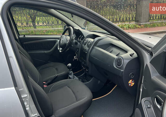 Сірий Дачія Duster, об'ємом двигуна 1.5 л та пробігом 172 тис. км за 11300 $, фото 28 на Automoto.ua