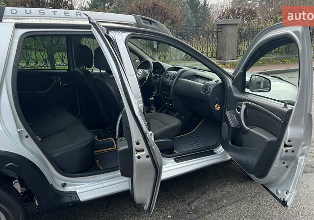 Сірий Дачія Duster, об'ємом двигуна 1.5 л та пробігом 172 тис. км за 11300 $, фото 34 на Automoto.ua