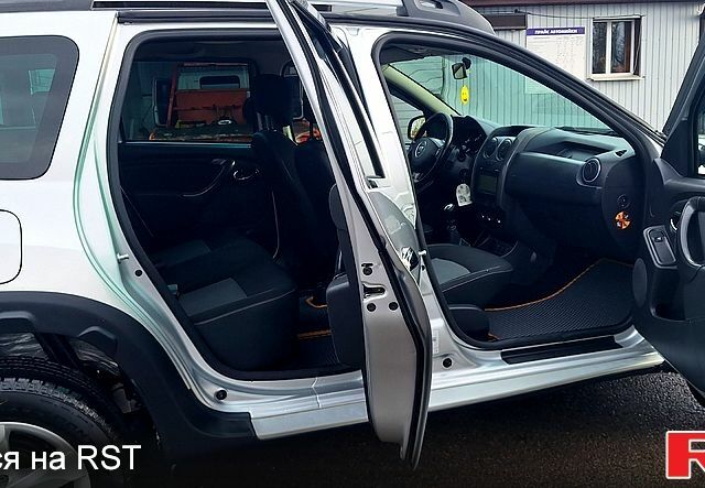 Сірий Дачія Duster, об'ємом двигуна 1.5 л та пробігом 167 тис. км за 11900 $, фото 10 на Automoto.ua