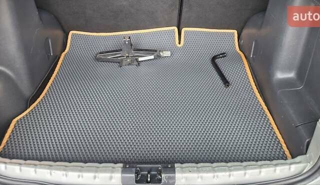 Серый Дачия Duster, объемом двигателя 1.5 л и пробегом 167 тыс. км за 11900 $, фото 32 на Automoto.ua