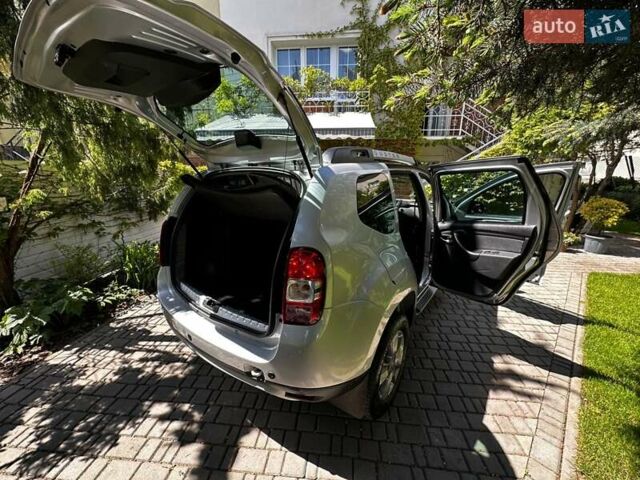 Серый Дачия Duster, объемом двигателя 1.5 л и пробегом 119 тыс. км за 10300 $, фото 6 на Automoto.ua