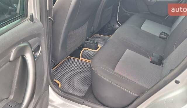Серый Дачия Duster, объемом двигателя 1.5 л и пробегом 167 тыс. км за 11900 $, фото 55 на Automoto.ua