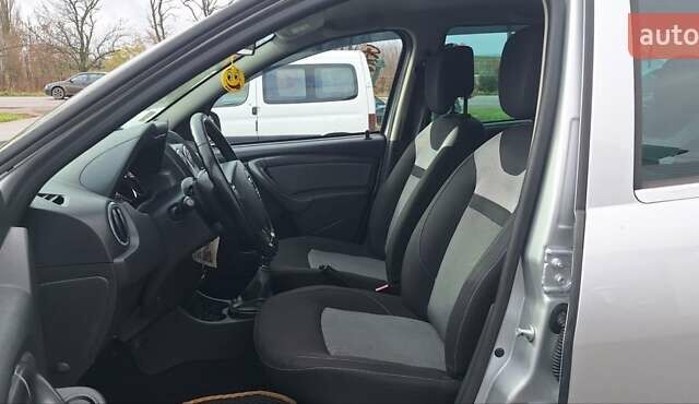 Серый Дачия Duster, объемом двигателя 1.5 л и пробегом 167 тыс. км за 11900 $, фото 47 на Automoto.ua