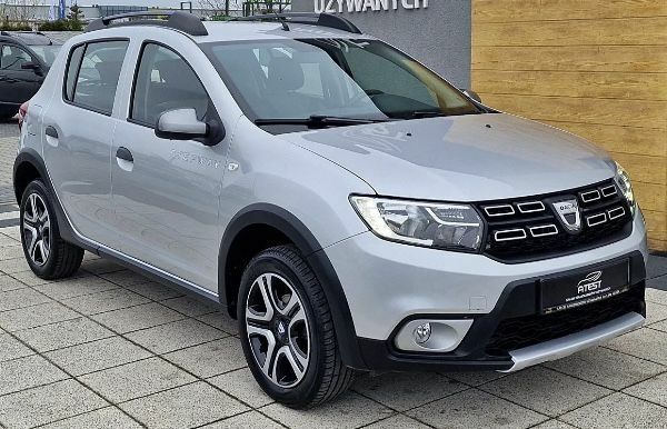 Сірий Дачія Duster, об'ємом двигуна 1.5 л та пробігом 128 тис. км за 8270 $, фото 1 на Automoto.ua