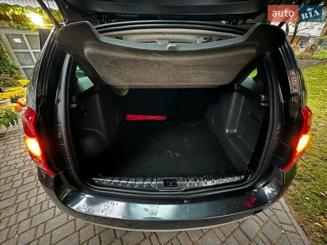 Серый Дачия Duster, объемом двигателя 1.5 л и пробегом 170 тыс. км за 10900 $, фото 15 на Automoto.ua