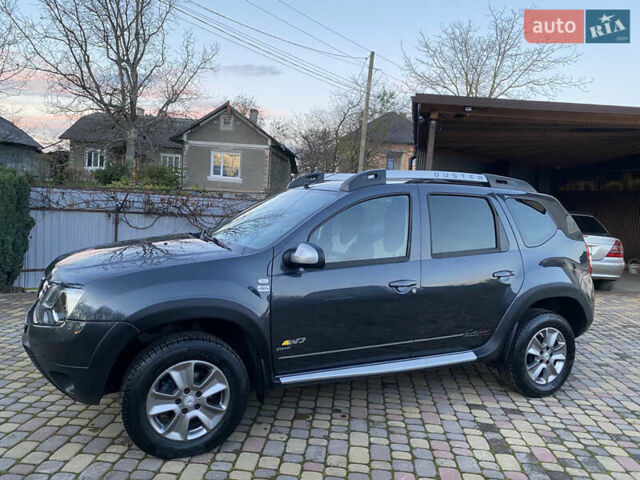 Серый Дачия Duster, объемом двигателя 1.5 л и пробегом 200 тыс. км за 12000 $, фото 4 на Automoto.ua