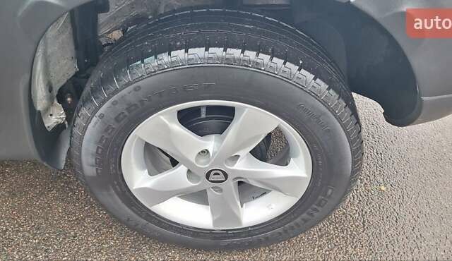 Серый Дачия Duster, объемом двигателя 1.5 л и пробегом 167 тыс. км за 11900 $, фото 60 на Automoto.ua