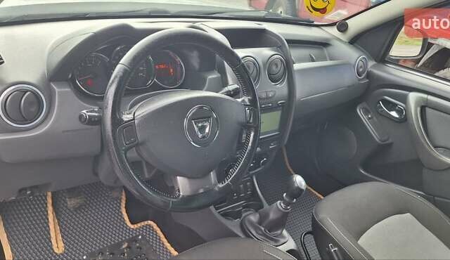 Серый Дачия Duster, объемом двигателя 1.5 л и пробегом 167 тыс. км за 11900 $, фото 50 на Automoto.ua