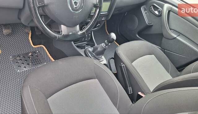Серый Дачия Duster, объемом двигателя 1.5 л и пробегом 167 тыс. км за 11900 $, фото 101 на Automoto.ua