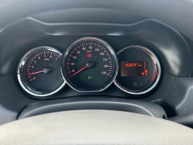 Серый Дачия Duster, объемом двигателя 1.5 л и пробегом 168 тыс. км за 7600 $, фото 12 на Automoto.ua