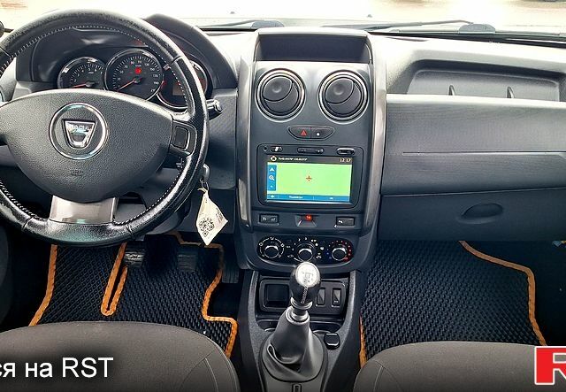 Сірий Дачія Duster, об'ємом двигуна 1.5 л та пробігом 167 тис. км за 11900 $, фото 11 на Automoto.ua