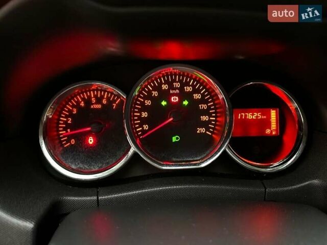 Серый Дачия Duster, объемом двигателя 1.5 л и пробегом 170 тыс. км за 10900 $, фото 22 на Automoto.ua