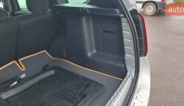 Серый Дачия Duster, объемом двигателя 1.5 л и пробегом 167 тыс. км за 11900 $, фото 31 на Automoto.ua