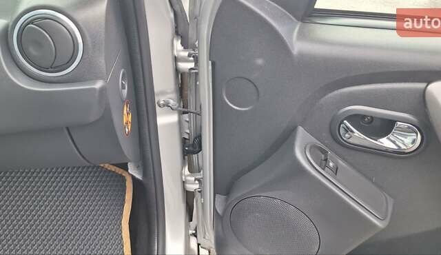 Серый Дачия Duster, объемом двигателя 1.5 л и пробегом 167 тыс. км за 11900 $, фото 73 на Automoto.ua