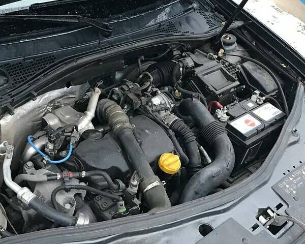 Сірий Дачія Duster, об'ємом двигуна 1.5 л та пробігом 70 тис. км за 11500 $, фото 3 на Automoto.ua