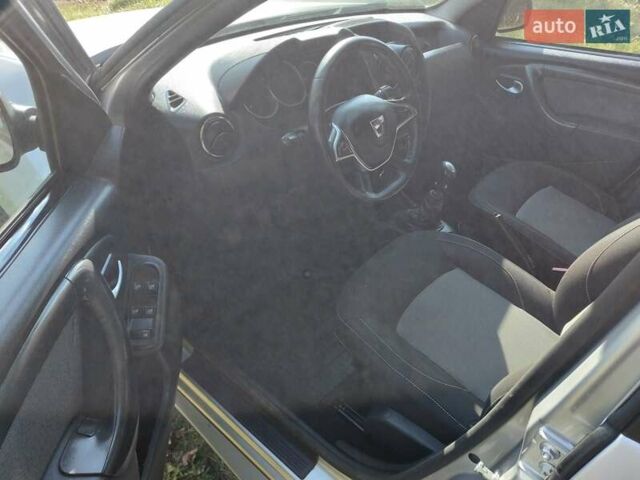 Серый Дачия Duster, объемом двигателя 1.5 л и пробегом 140 тыс. км за 11500 $, фото 21 на Automoto.ua