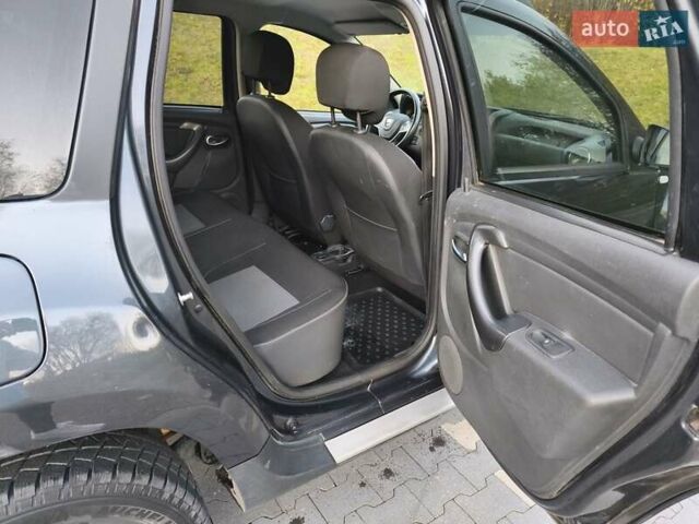 Серый Дачия Duster, объемом двигателя 1.6 л и пробегом 161 тыс. км за 11000 $, фото 16 на Automoto.ua