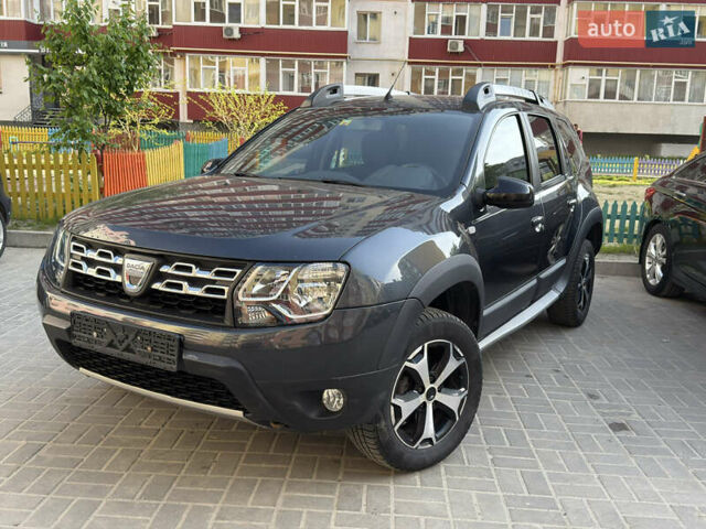 Сірий Дачія Duster, об'ємом двигуна 1.2 л та пробігом 135 тис. км за 10500 $, фото 7 на Automoto.ua
