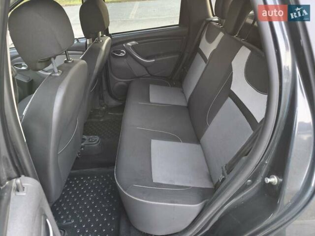 Серый Дачия Duster, объемом двигателя 1.6 л и пробегом 161 тыс. км за 11000 $, фото 15 на Automoto.ua