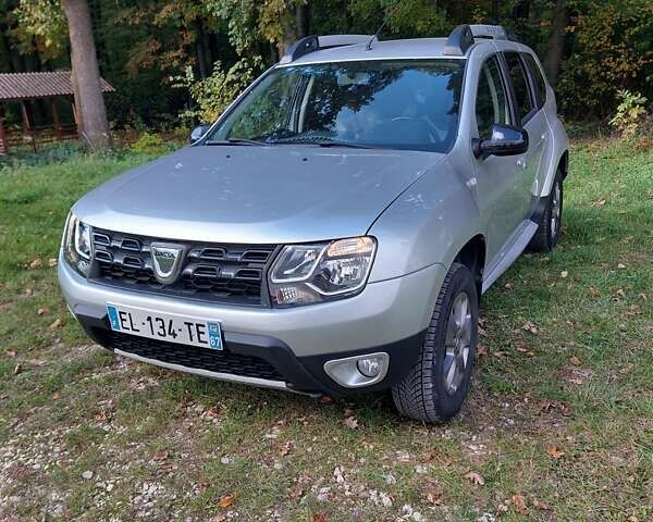 Серый Дачия Duster, объемом двигателя 1.5 л и пробегом 140 тыс. км за 11500 $, фото 1 на Automoto.ua