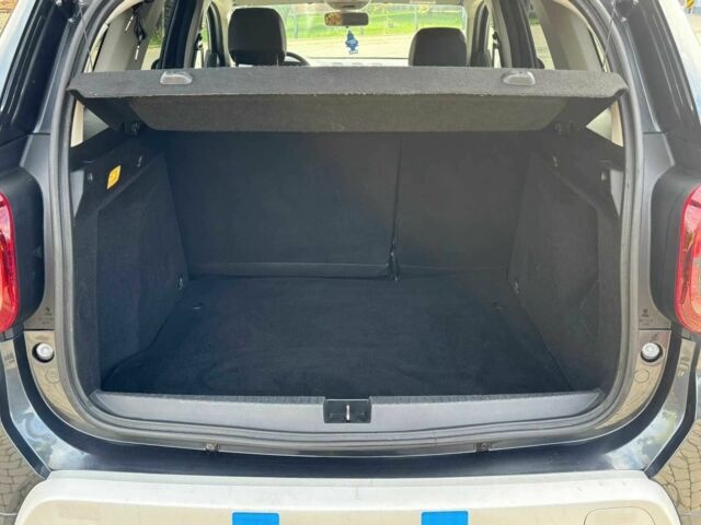 Серый Дачия Duster, объемом двигателя 1.5 л и пробегом 79 тыс. км за 10000 $, фото 9 на Automoto.ua