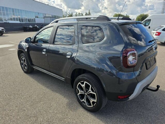 Серый Дачия Duster, объемом двигателя 1.2 л и пробегом 165 тыс. км за 8000 $, фото 2 на Automoto.ua
