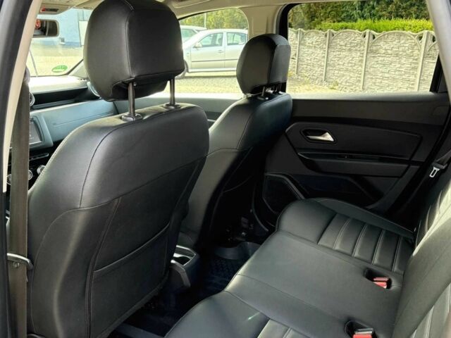 Серый Дачия Duster, объемом двигателя 1.5 л и пробегом 79 тыс. км за 10000 $, фото 8 на Automoto.ua