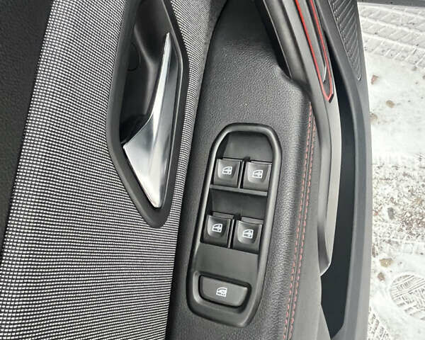 Серый Дачия Duster, объемом двигателя 1.33 л и пробегом 98 тыс. км за 16000 $, фото 13 на Automoto.ua