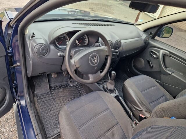 Синий Дачия Duster, объемом двигателя 0 л и пробегом 122 тыс. км за 7200 $, фото 4 на Automoto.ua