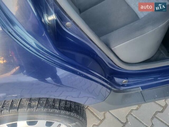Синий Дачия Duster, объемом двигателя 1.6 л и пробегом 95 тыс. км за 8500 $, фото 64 на Automoto.ua