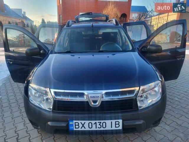 Синий Дачия Duster, объемом двигателя 1.6 л и пробегом 95 тыс. км за 8500 $, фото 2 на Automoto.ua