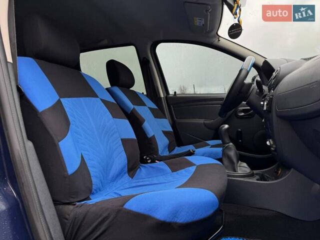 Синій Дачія Duster, об'ємом двигуна 1.6 л та пробігом 230 тис. км за 7500 $, фото 26 на Automoto.ua
