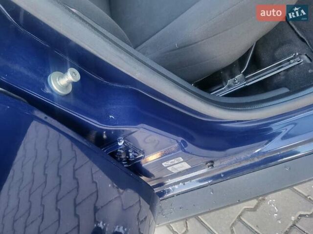 Синий Дачия Duster, объемом двигателя 1.6 л и пробегом 95 тыс. км за 8500 $, фото 61 на Automoto.ua