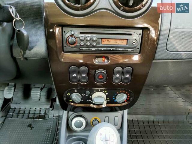 Синий Дачия Duster, объемом двигателя 1.46 л и пробегом 250 тыс. км за 7999 $, фото 24 на Automoto.ua